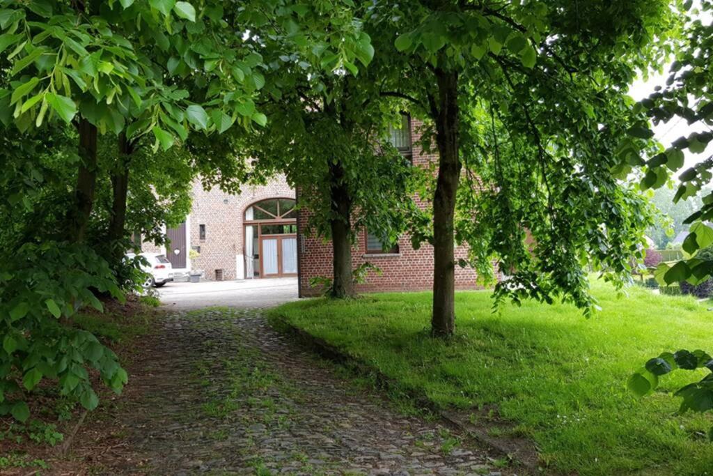 Appartement Isole, 1 Chambre Avec Terrasse Privee Ramillies Exterior photo